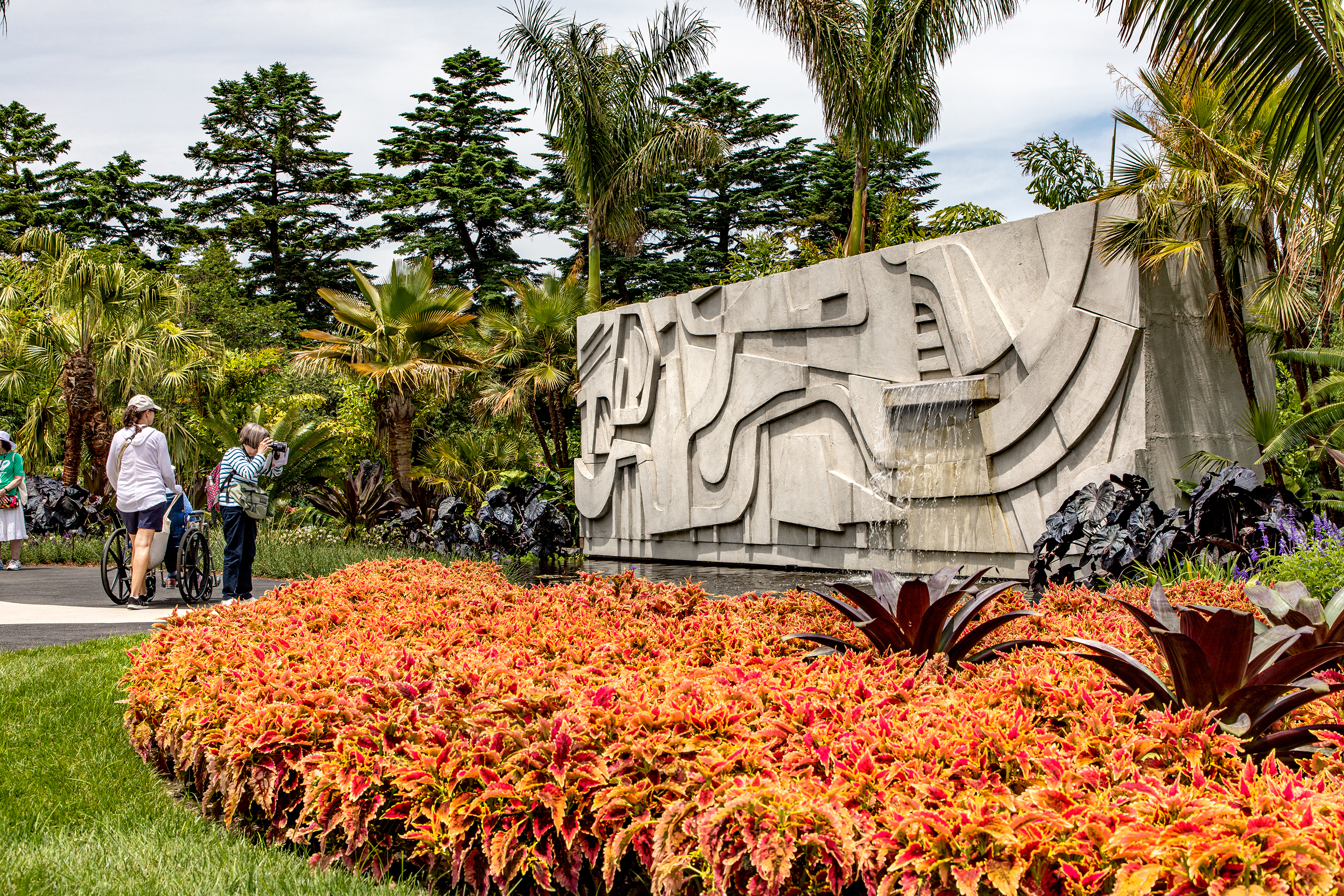 The Modernist Garden | Raymond Jungles, Inc.